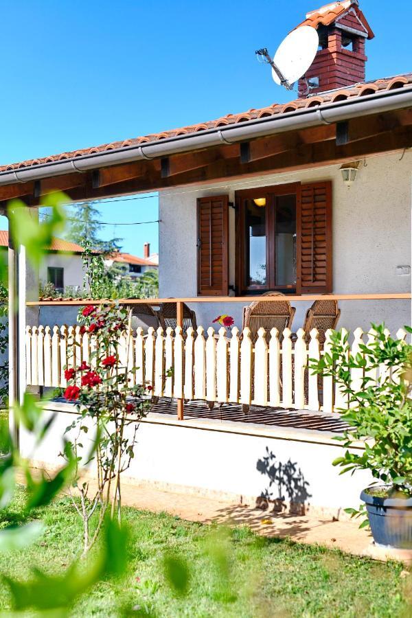 Adriatico Bungalow بوريتش المظهر الخارجي الصورة