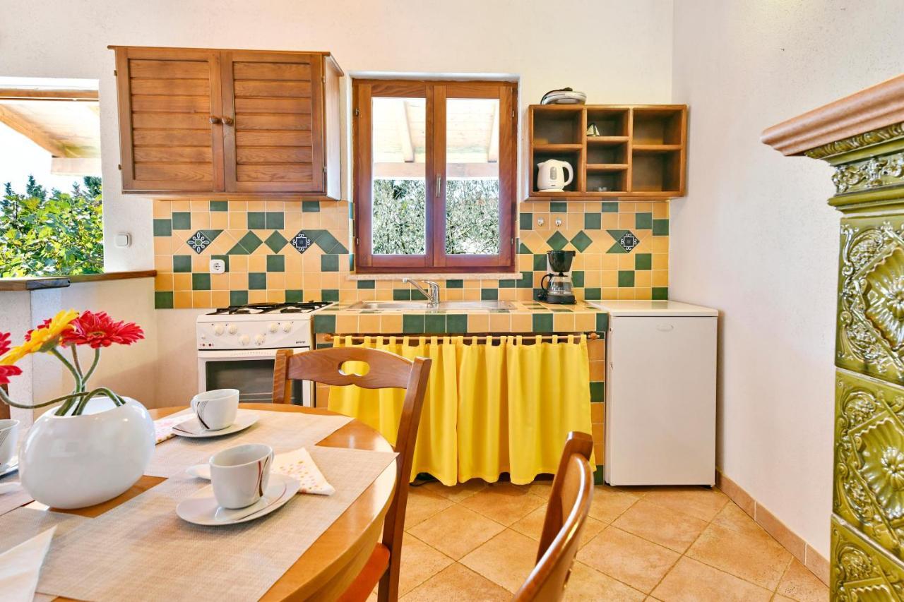 Adriatico Bungalow بوريتش المظهر الخارجي الصورة